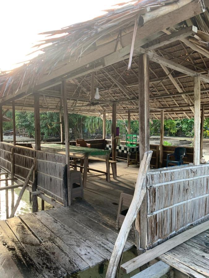 Firdas Bungalows Waisai Luaran gambar